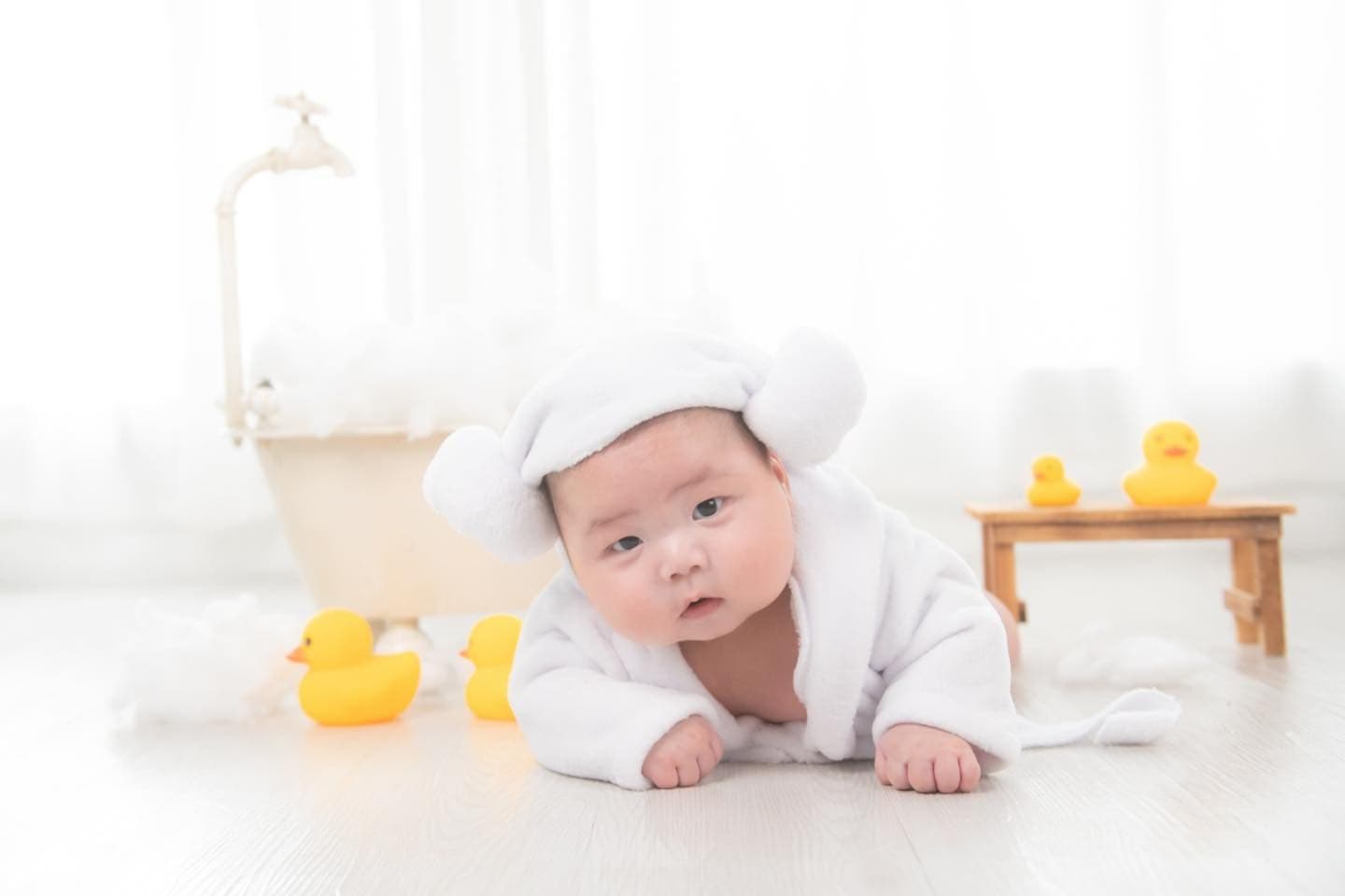 100-day baby photoshoot scenes and prep checklist