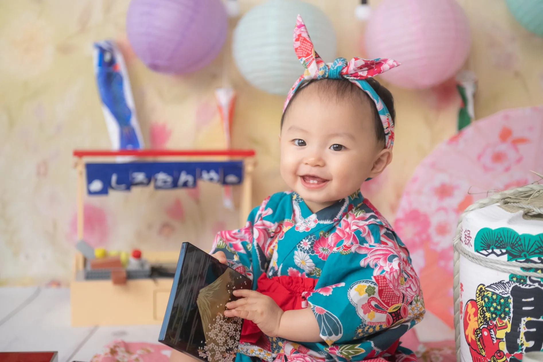 THIS FILM STUDIO Baby Session Photo 1 - Baby growth record