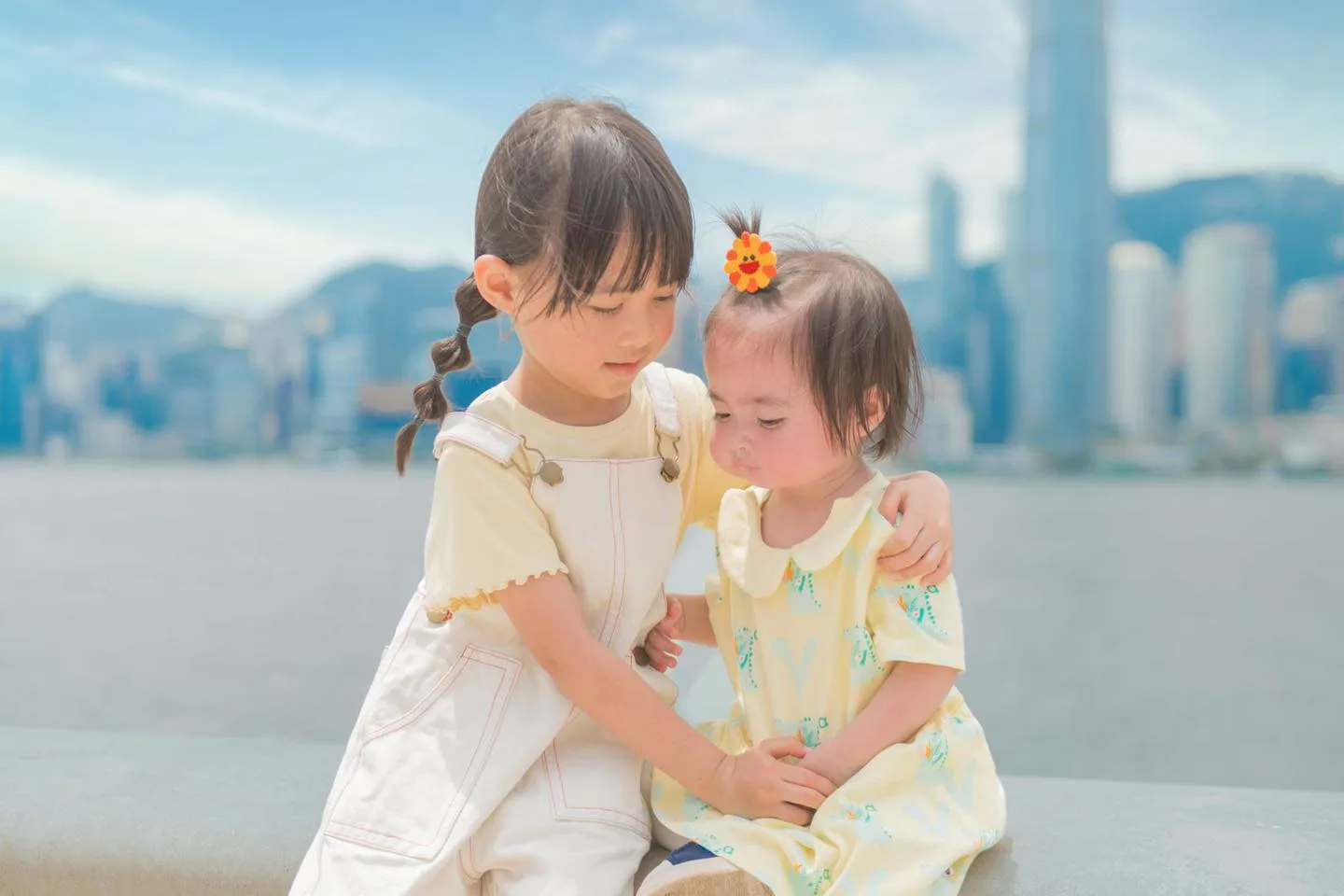 THIS FILM STUDIO Outdoor Family Photo 2 - Natural light family portrait